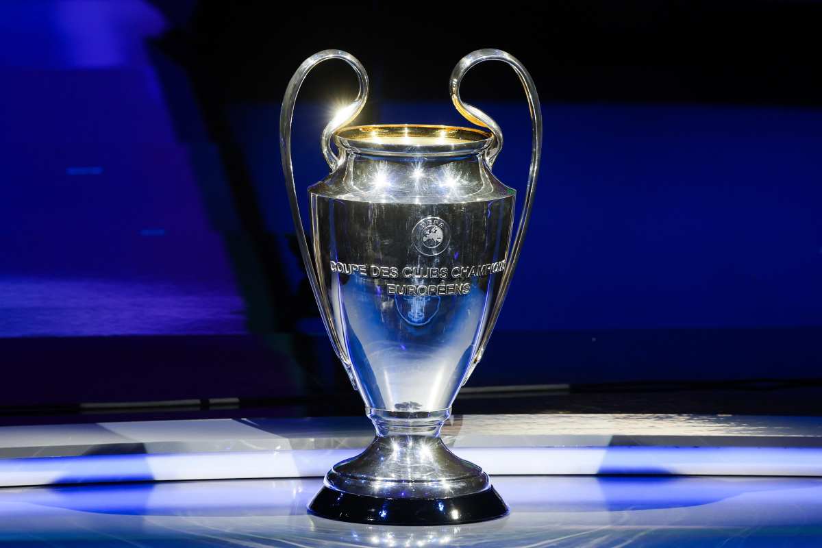 Stangata dell'UEFA: niente Champions?